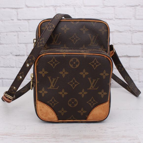 Louis Vuitton Amazon Crossbody Monogram Shoulder Bag Leather Small Purse A4067 - Picture 1 of 12